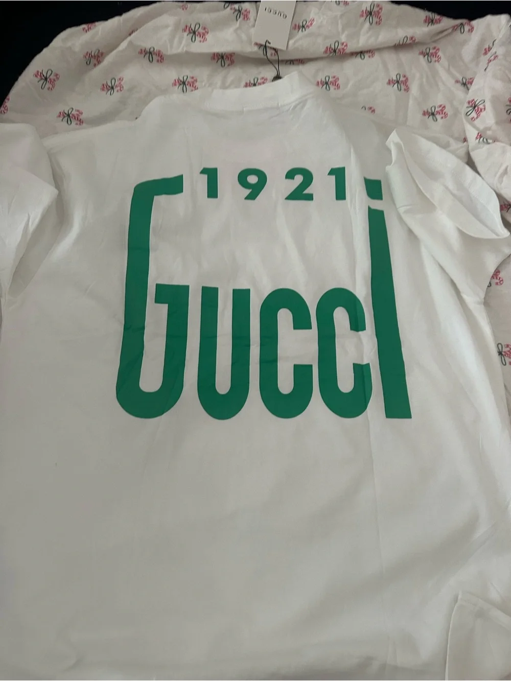 Gucci White Short Sleeve T-Shirt with Small Logo Patch